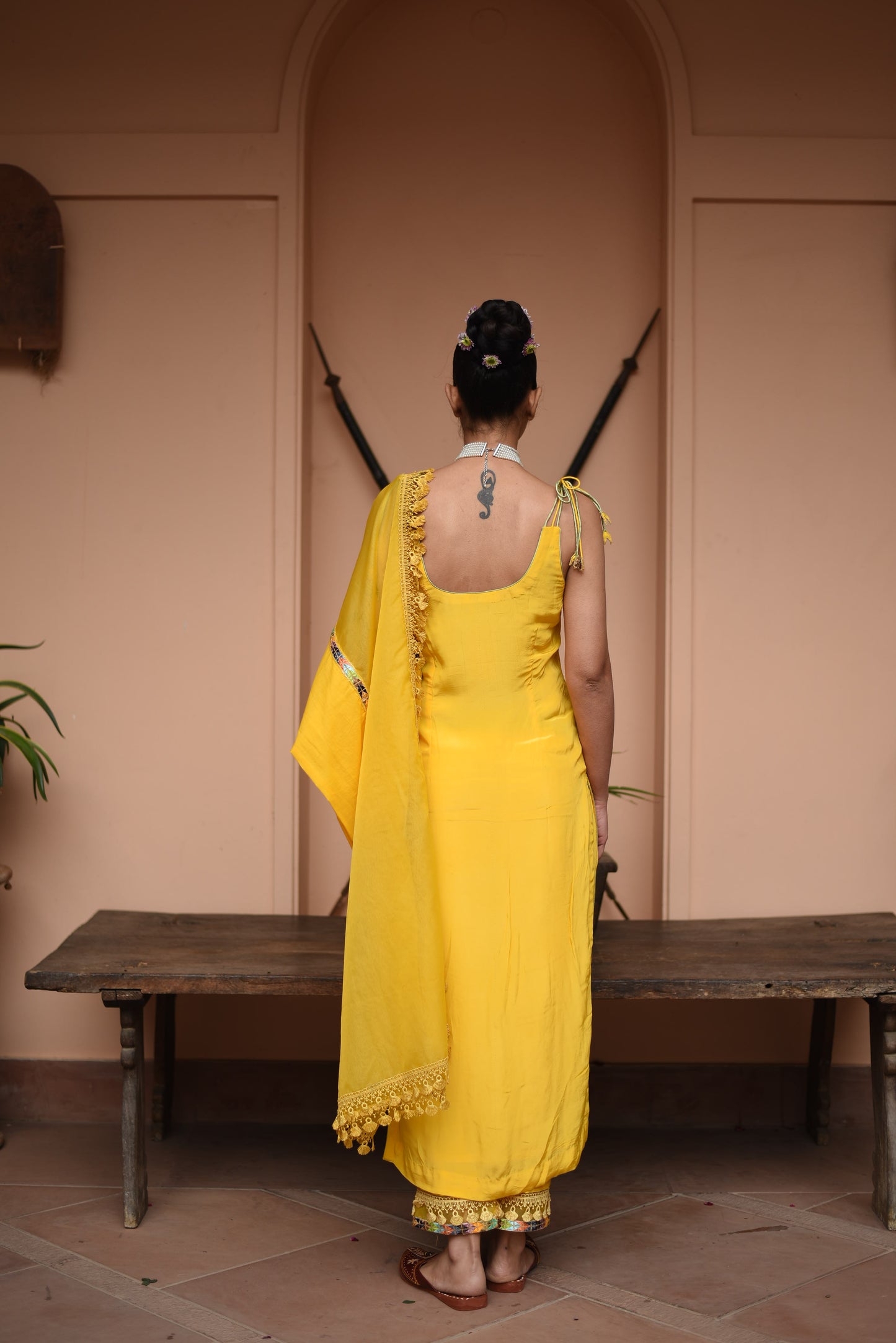 Suf yellow suit set