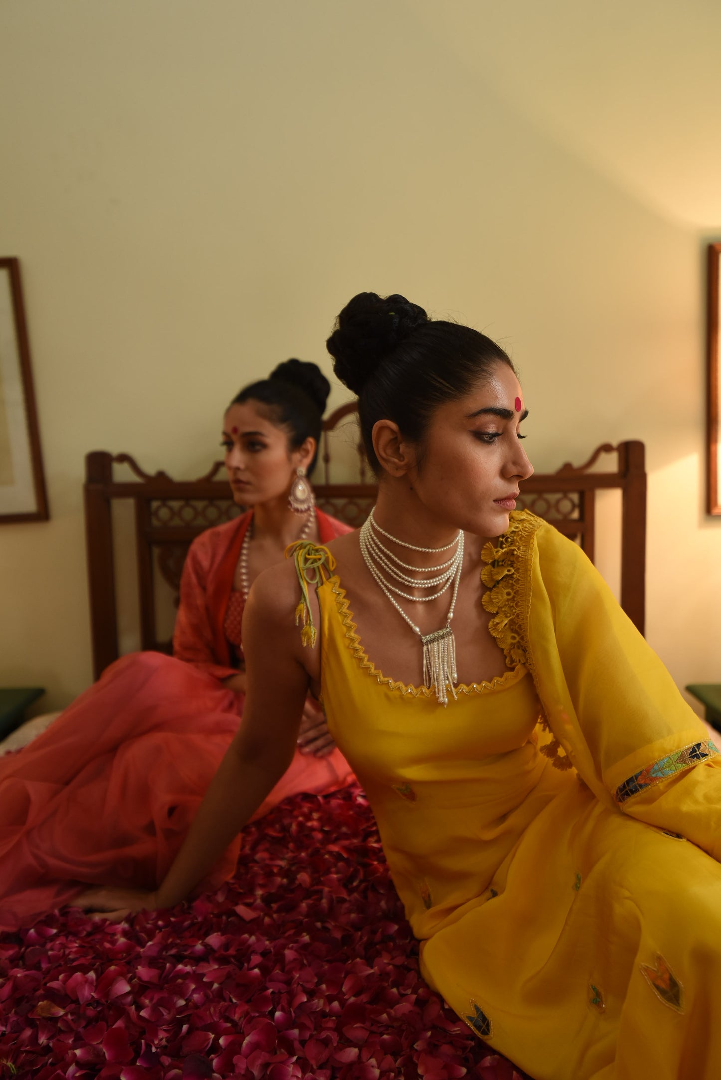 Suf yellow suit set