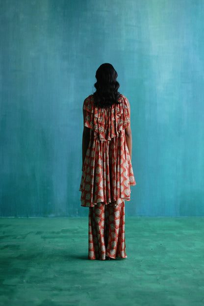 Red khwabeeda anarkali set.