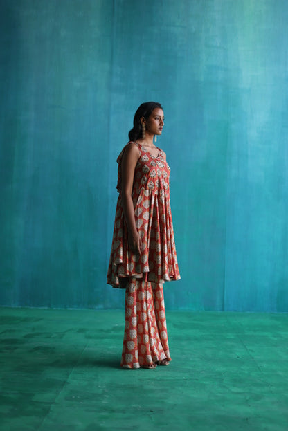 Red khwabeeda anarkali set.